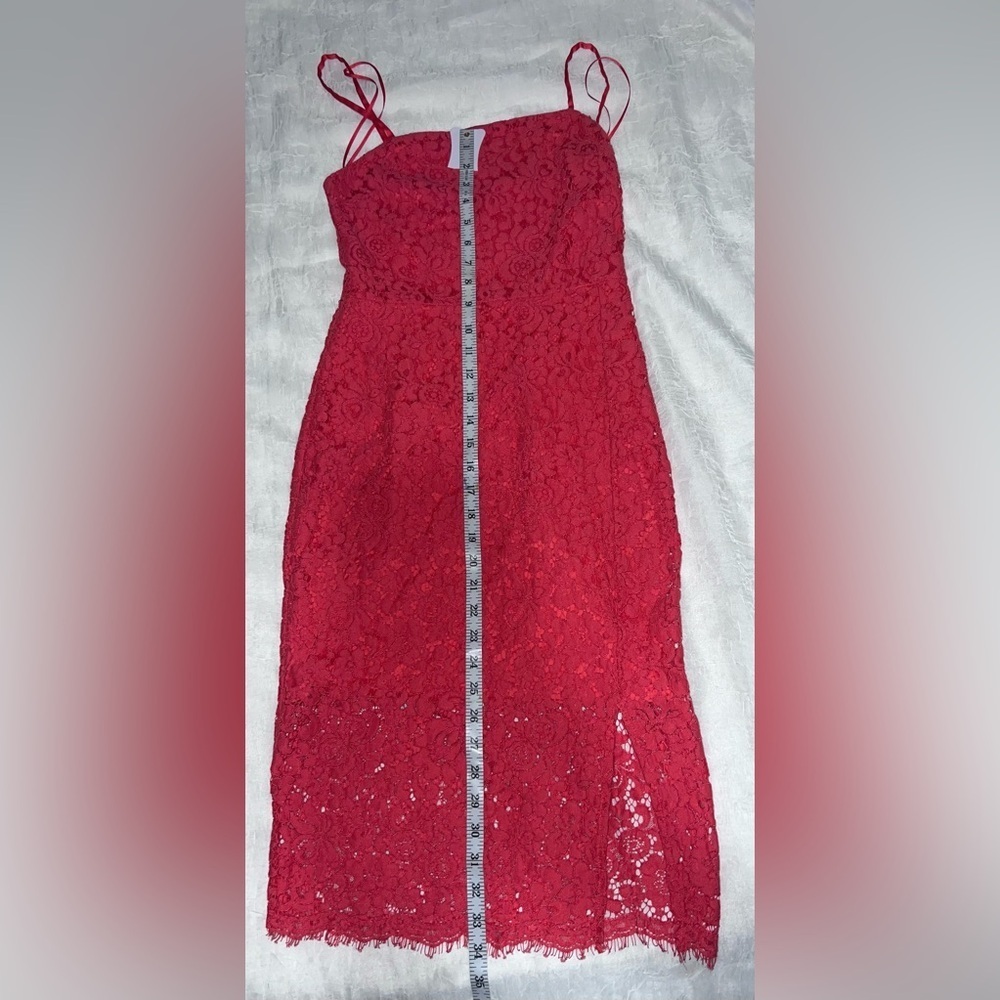 EXPRESS pink lace dress, slit on side - Picture 4 of 7